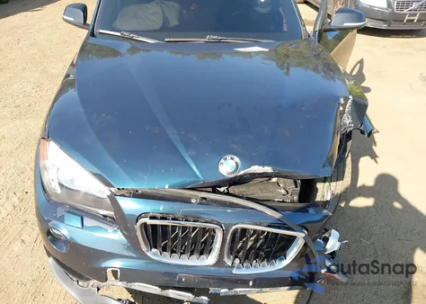 2013 BMW X1 xDrive28I z USA, uszkodzony, nr VIN WBAVL1C58DVR84496